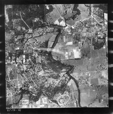 1956-02 Culla Hill & Petty's Orchard, LANDATA Aerial view, Eltham District Historical Society
This LANDATA aerial shot, taken in February 1956, shows Culla Hill and Petty's Orchard, LANDATA. Photo purchased from the Department of Environment, Land, Water & Planning.
