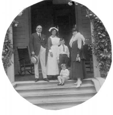 1890s Ned Kent and wife Susan (nee Carrucan) with adopted child John Thomas Flanagan
Susan Carrucan (1862 - 1943), the third eldest child of Patrick Carrucan and Mary O'Brien, married Edward Shae (Ned) Kent (1858 - 1907) in 1881. Susan and Ned had no children of their own so they adopted John Thomas Flanagan who was orphaned at the age of 8 years, in 1887. He grew up with Sue and became a solicitor, working in Middle Brighton.
