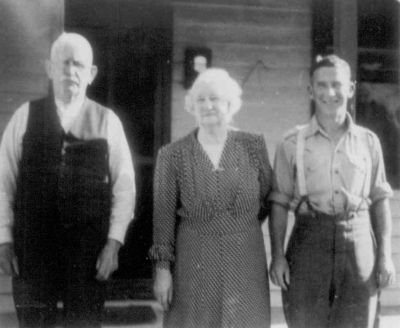 1945 Con Carrucan with uncle Ned Dooley and aunt Mary (Cissy) Doolan at Creswick
1945 - Con Carrucan with uncle Ned Dooley and aunt Mary (Cissy) Doolan at Creswick
