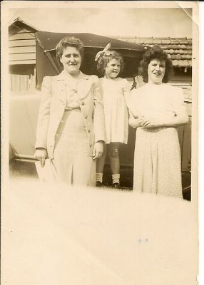 1946 - Monica Kathleen Carrucan-Edna Phyllis Simpson- Nola Phyllis Carrucan
Monica Kathleen Simpson(1918-1957) and Phyllis Nola Clarke (1928-2000) were two of the children of Myles Charles Carrucan (1897-1969) and Phyllis Alberta Kennedy (1899-1948). They were great grand children of Patrick Carrucan. They are shown here together with Edna Simpson (1942), Monica's oldest daughter.

