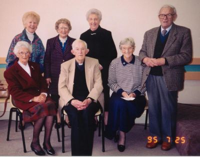 1995 - Fr Tom Kiniry 60th Anniversay of ordination, with family
Photo on the 60th anniversary of ordination of Fr Tom Kiniry. Photo includes
Back: Eileen O'Sullivan nee Carrucan, Mary Dempsey nee Carrucan, Nell Carrucan nee Kiniry and Wal Dempsey.
Front: Agnes Swan nee Kiniry, Fr Tom Kiniry and Sister Marion (Maureen Kiniry)
