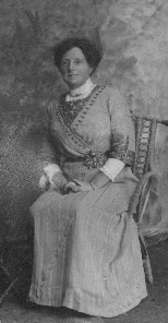 1916 approx - Mary Jane Carrucan nee Bregazzi Manly, born 1868, married John Carrucan
Mary Jane (Manly) Bregazzi (1868-1926) married John Carrucan (1864-1943), the second child of Peter Carrucan and Hannah Woods, at Fitzroy in Melbourne in 1888. They had 6 children

Agnes Georgia CARRUCAN (1888-1890)
Charles Reginald CARRUCAN (1890-1952)
Gladys Mary CARRUCAN (1892-1893)
Kathleen CARRUCAN (1894-1970)
Ellen (Nell) CARRUCAN (1896-1986)
John (Jack) Alyousius CARRUCAN (1906-1978)
