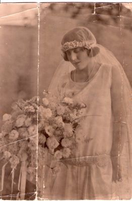 1924-04-30 Marriage of Francis Carrucan and Thelma Stoney
Francis William Carrucan (1895-1967) and Thelma Stoney (1900-1988) were married at St Mary's Church, Glenferrie Rd, Glenferrie, on 30th April 1924. Frank was the grandson of Peter Carrucan and Hannah Woods The wedding is captured wonderfully in the Wedding Notices of the magazine Table Talk. See https://trove.nla.gov.au/newspaper/article/146459979?searchTerm=madge%20carrucan. It was an impressive outfit and is described in detail in the article.  
Certificate compliments of their grandson Kieran Magee.
