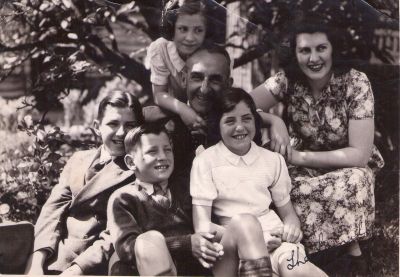 Francis William Carrucan (1895-1967) and Thelma Stoney (1900-1988) were married at St Mary's Church, Glenferrie Rd, Glenferrie, on 30th April 1924. Frank was the grandson of Peter Carrucan and Hannah Woods. This photo, taken in 1944, features Frank with children Gavin, Peter, Estelle, Ann, and Moya (left to right: Gavin, Peter, Estelle, Frank, Ann and Moya). Photos compliments of Ann's son Kieran Magee.

