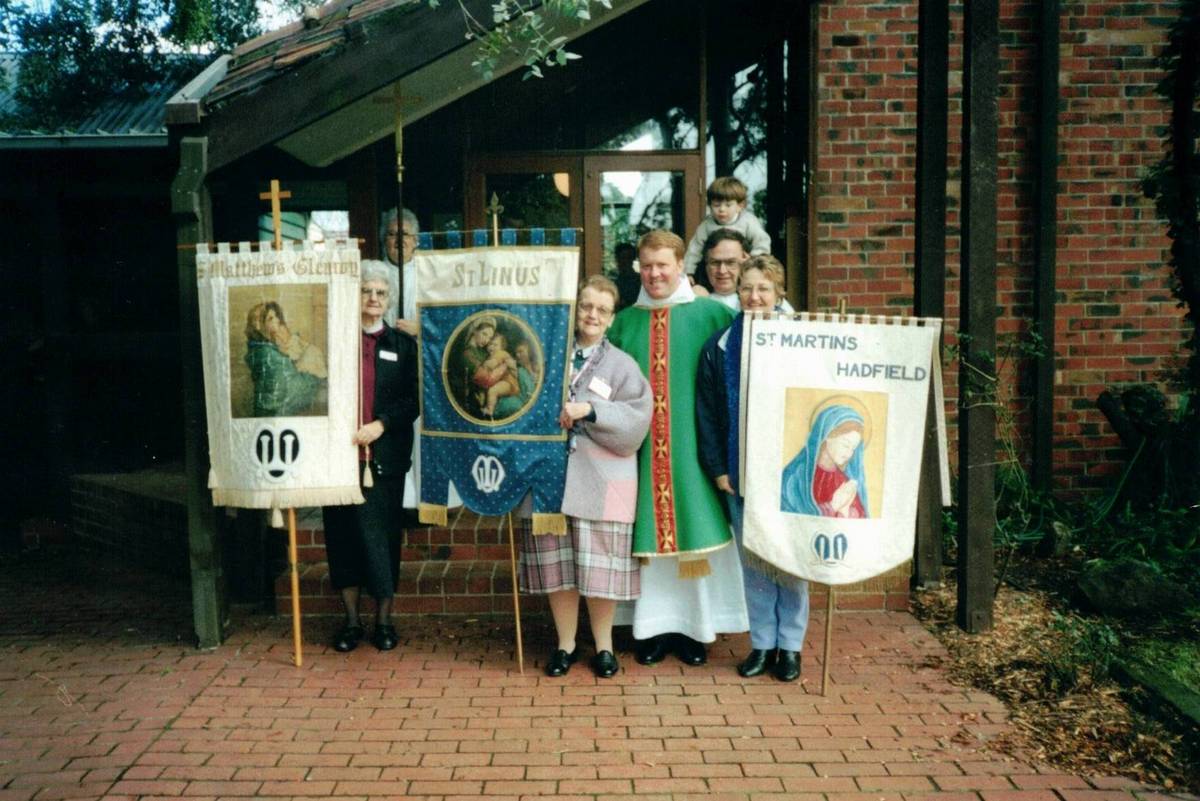 2002 Norma Lion Margaret Johanesen Rev Tim Fox Alex Koenders Coleen Wetzel
This 2002 photo, taken on the front porch of the St Linuc Church, shows Norma Lion, Margaret Johanesen, Rev Tim Fox, Alex Koenders and Coleen Wetzel.
Photo supplied by Ian Pollard.
